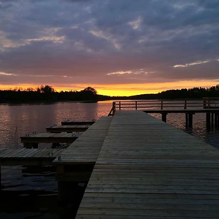 Domek Nad Jeziorem Piasutno Mazury Ngoại thất bức ảnh